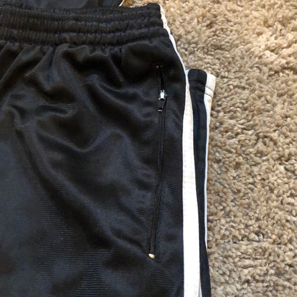 Track pants! - Picture 3 of 5